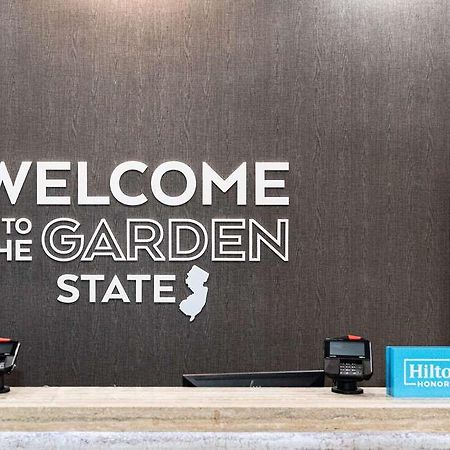 Hampton Inn And Suites Newark Airport Элизабет Интерьер фото